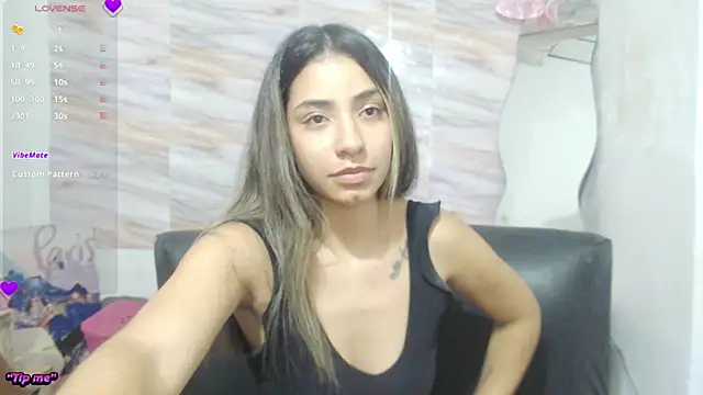 Snapshot of mariana_190 chatting on December 28, 3:37 am mariana 190 online show from December 28, 3:37 am