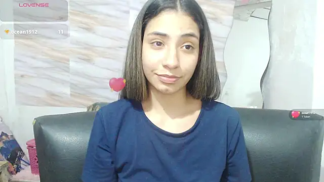 Snapshot of mariana_190 chatting on December 31, 11:06 pm mariana 190 online show from December 31, 11:06 pm