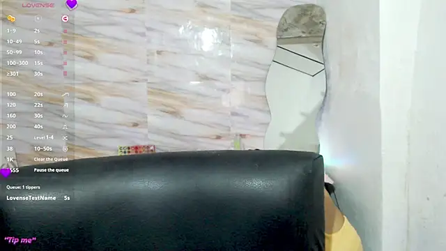 Snapshot of mariana_190 chatting on January 22, 1:42 am mariana 190 online show from January 22, 1:42 am