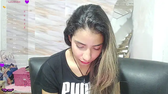 Snapshot of mariana_190 chatting on January 27, 12:01 am mariana 190 online show from January 27, 12:01 am