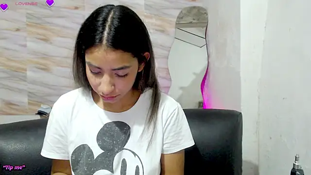 Snapshot of mariana_190 chatting on March 14, 3:26 am mariana 190 online show from March 14, 3:26 am