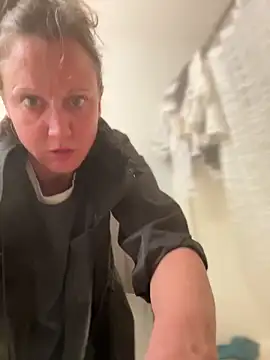 SexyB214 online show from December 15, 3:45 am