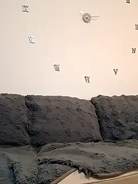 Snapshot of BenDover313OF chatting on February 20, 8:14 pm BenDover313OF online show from February 20, 8:14 pm