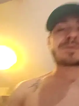 Snapshot of BenDover313OF chatting on February 28, 3:26 am BenDover313OF online show from February 28, 3:26 am