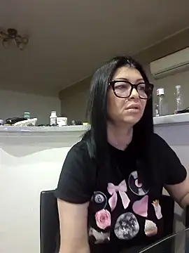 Milf Abigail online show from October 30, 3:52 am