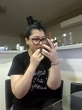 Milf Abigail online show from November 8, 12:33 am