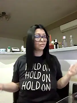 Milf Abigail online show from November 28, 2:03 am