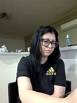 Snapshot of Milf_Abigail chatting on May 1, 2:38 am Milf Abigail online show from May 1, 2:38 am