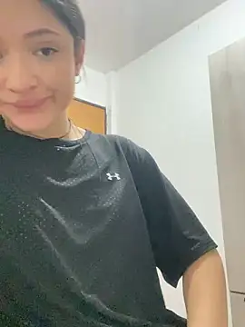 Alicia ALICIA online show from January 17, 9:39 pm