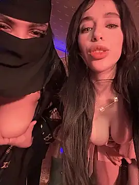 Snapshot of ORLA86 chatting on January 8, 10:23 pm ORLA86 online show from January 8, 10:23 pm