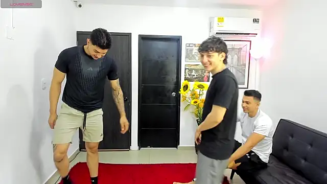 badguyss bisex online show from March 23, 11:25 am