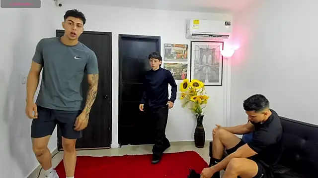 badguyss bisex online show from March 24, 11:26 am