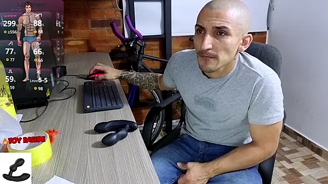 Marck Muscle online show from November 17, 3:56 am