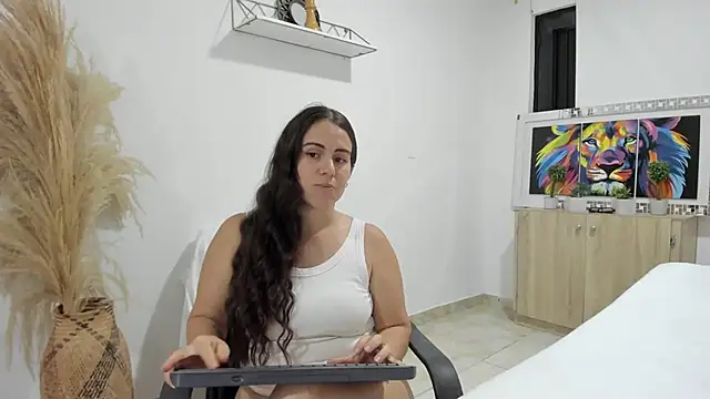 AURORA FRANKLIN online show from October 9, 4:05 pm