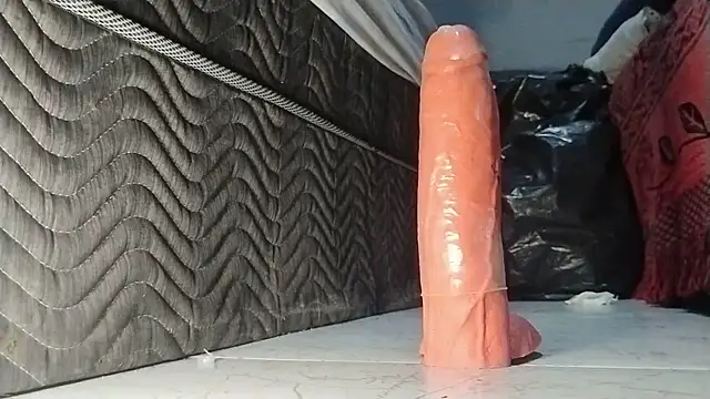 UncutToyBoy23cm online show from February 24, 4:38 pm