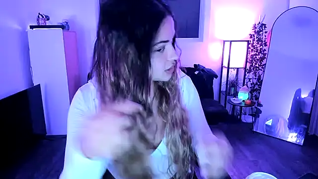 MelSaunders online show from November 21, 4:55 am