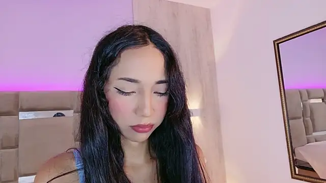 AbrilBrent online show from March 23, 7:51 pm