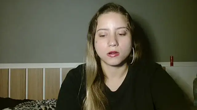 Snapshot of 520_Loirex_741 chatting on January 28, 12:05 am 520 Loirex 741 online show from January 28, 12:05 am