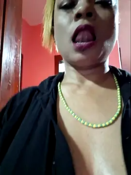 Snapshot of gatadeojosclaros chatting on October 20, 11:38 pm gatadeojosclaros online show from October 20, 11:38 pm