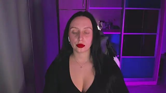 Christy Calypso online show from April 21, 5:39 pm