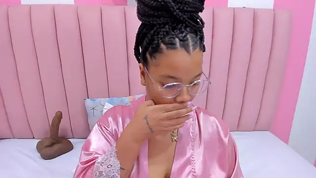 ISABELLA 020 online show from February 13, 6:48 pm