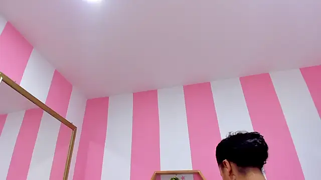 ISABELLA 020 online show from September 19, 2:18 pm