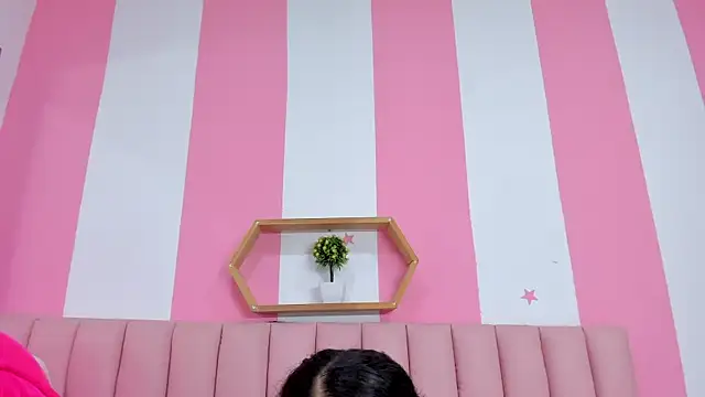 Snapshot of ISABELLA_020 chatting on February 12, 12:11 pm ISABELLA 020 online show from February 12, 12:11 pm