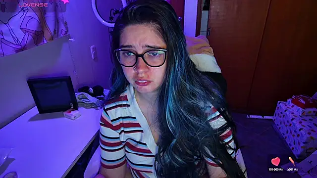 Snapshot of Vallolet_Spencer chatting on December 8, 3:53 am Vallolet Spencer online show from December 8, 3:53 am