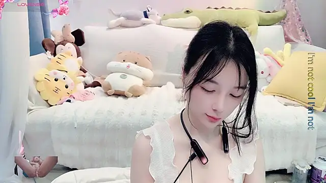 Snapshot of AKiKi711 chatting on March 9, 2:50 am AKiKi711 online show from March 9, 2:50 am