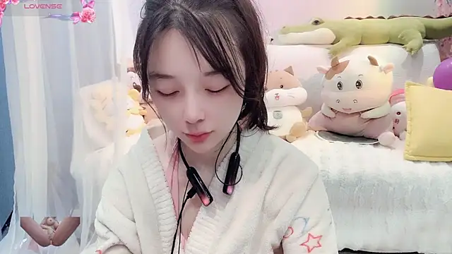 Snapshot of AKiKi711 chatting on March 19, 3:09 am AKiKi711 online show from March 19, 3:09 am
