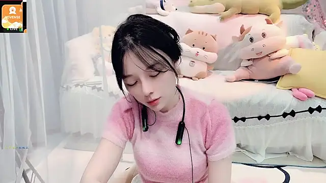Snapshot of AKiKi711 chatting on October 7, 3:20 pm AKiKi711 online show from October 7, 3:20 pm