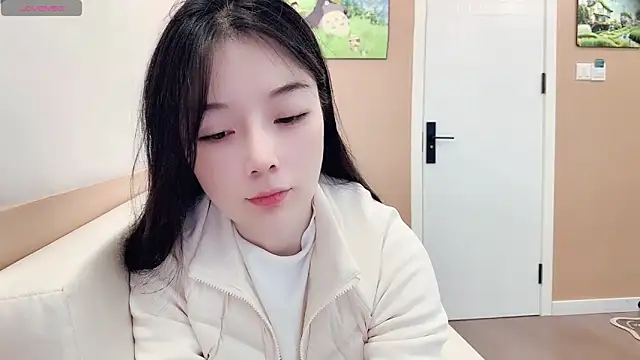 AKiKi711 online show from February 4, 4:18 am