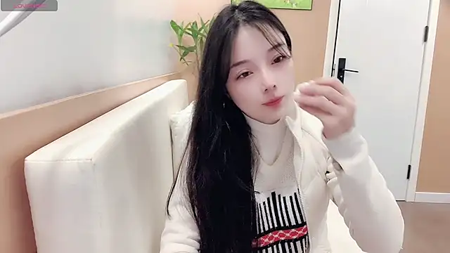 AKiKi711 online show from February 15, 2:58 pm