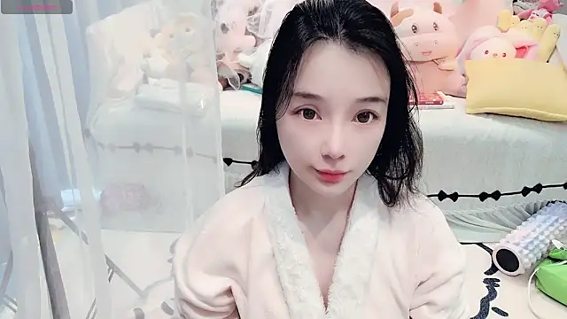 AKiKi711 online show from March 24, 4:50 am