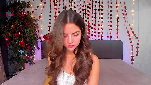 Milana Crystal  online show from March 1, 8:16 am