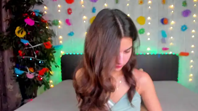 Milana Crystal  online show from March 6, 8:11 am