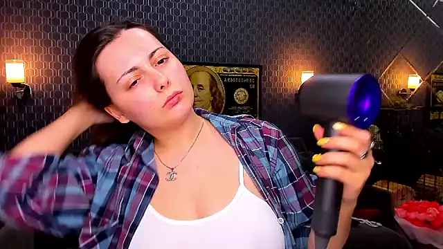 Snapshot of _extraterrestrial_ chatting on October 17, 7:27 pm extraterrestrial online show from October 17, 7:27 pm