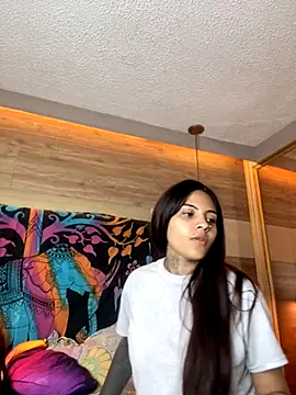 Snapshot of Cori_Paige chatting on November 23, 4:34 am Cori Paige online show from November 23, 4:34 am