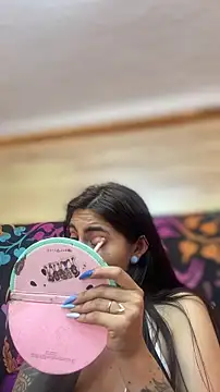 Snapshot of Cori_Paige chatting on December 21, 1:46 am Cori Paige online show from December 21, 1:46 am