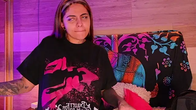 Cori Paige online show from February 26, 4:11 am