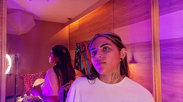 Snapshot of Cori_Paige chatting on February 27, 4:12 am Cori Paige online show from February 27, 4:12 am