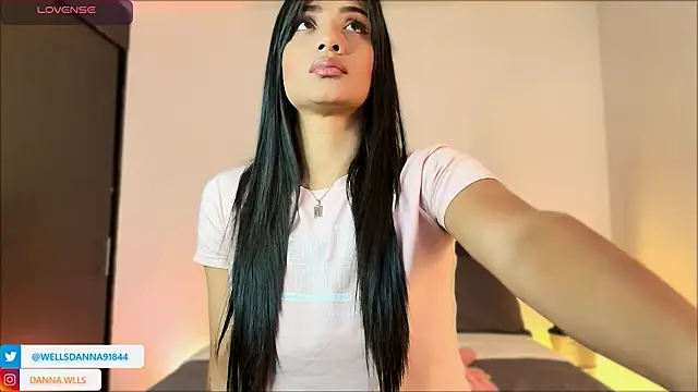 Dannawells online show from October 15, 10:26 am