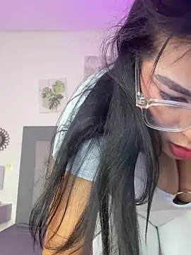 Kylie2211 online show from January 30, 2:38 am