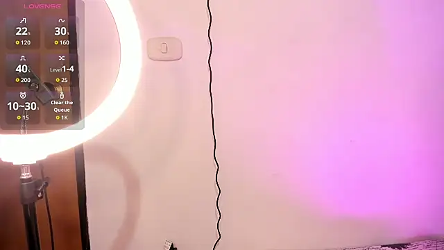 Kylie2211 online show from November 20, 5:29 am