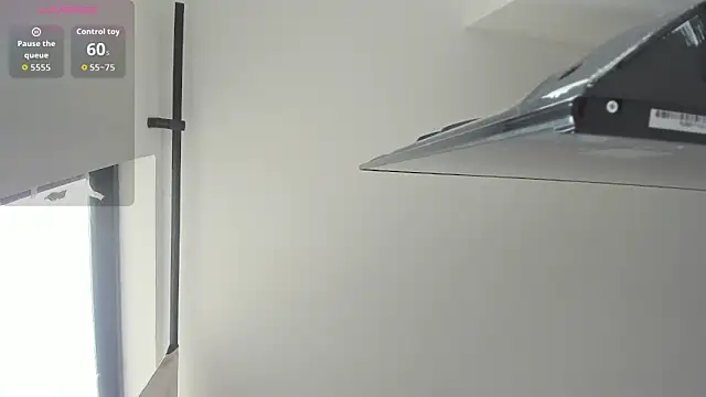 Kylie2211 online show from March 12, 2:23 pm