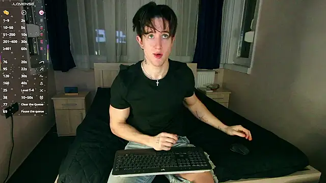 ChristianLevine  online show from January 15, 4:44 pm