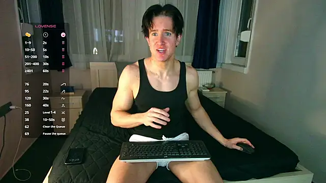 ChristianLevine  online show from April 10, 9:19 pm