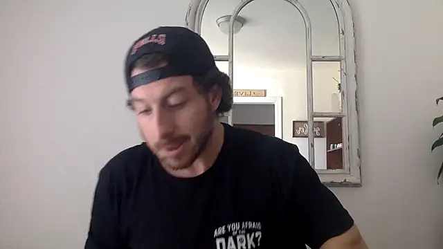 Snapshot of sirchubster chatting on January 2, 4:56 pm sirchubster online show from January 2, 4:56 pm