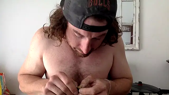 sirchubster online show from April 8, 7:36 pm