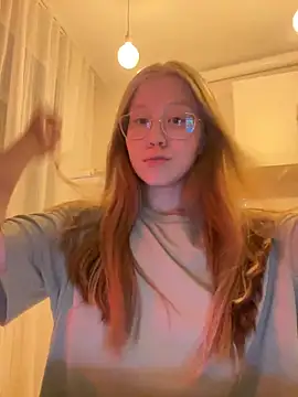 Eva Weyne online show from January 7, 8:52 pm